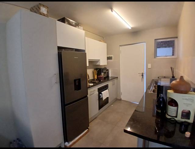 2 BEDROOM TOWNHOUSE FOR SALE IN ALBEMARLE
